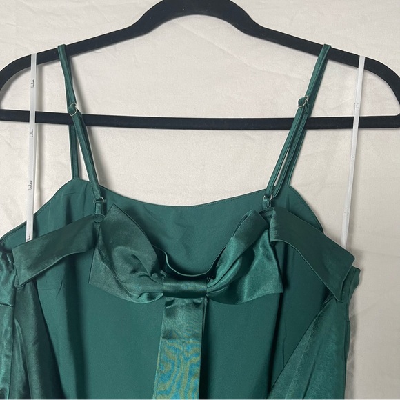 Lulus Emerald green mini dress with drop bow detail and adjustable straps. - Picture 6 of 9
